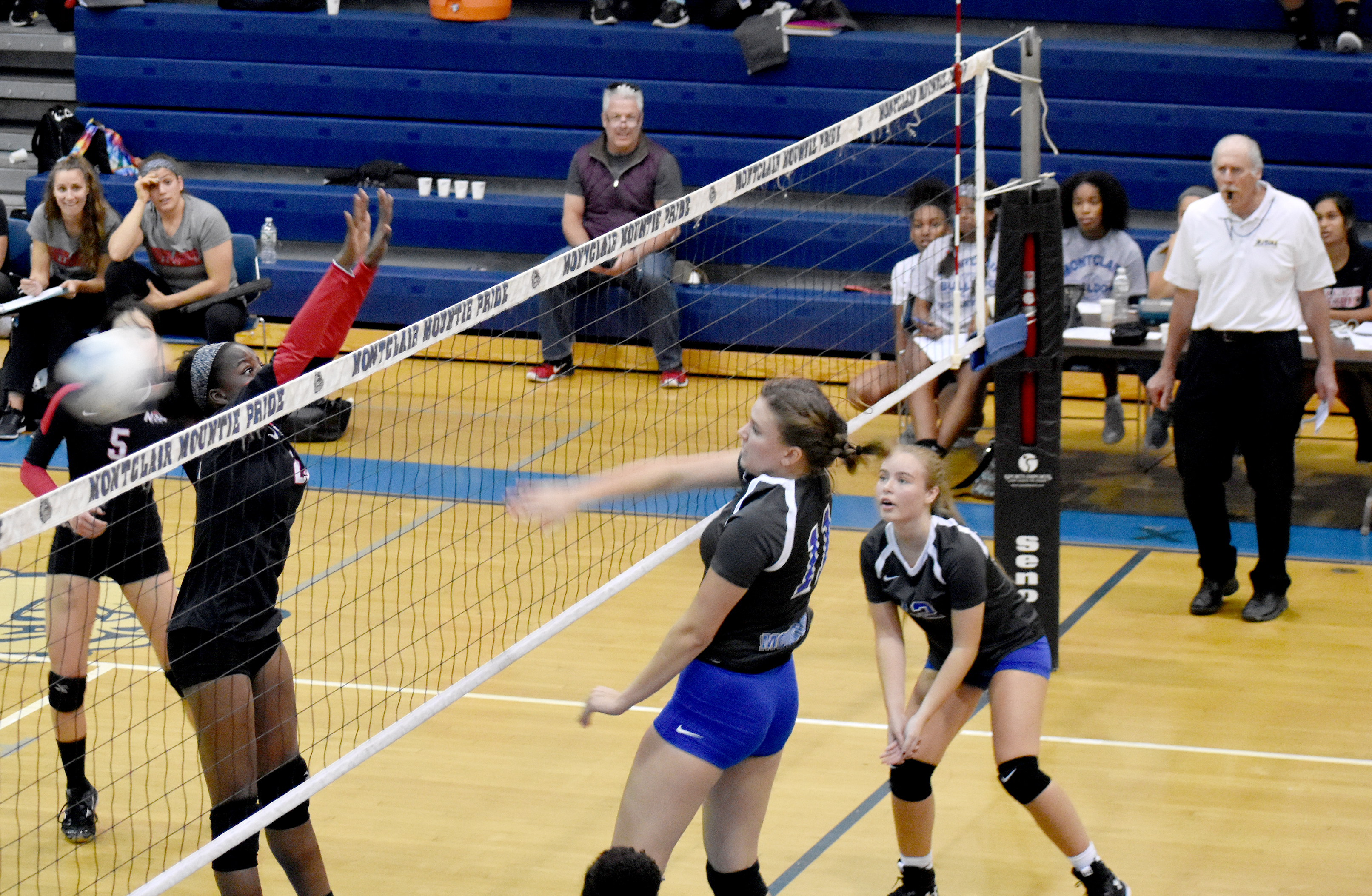 Volleyball: Mounties beat Newark Academy in second meeting, 2-0