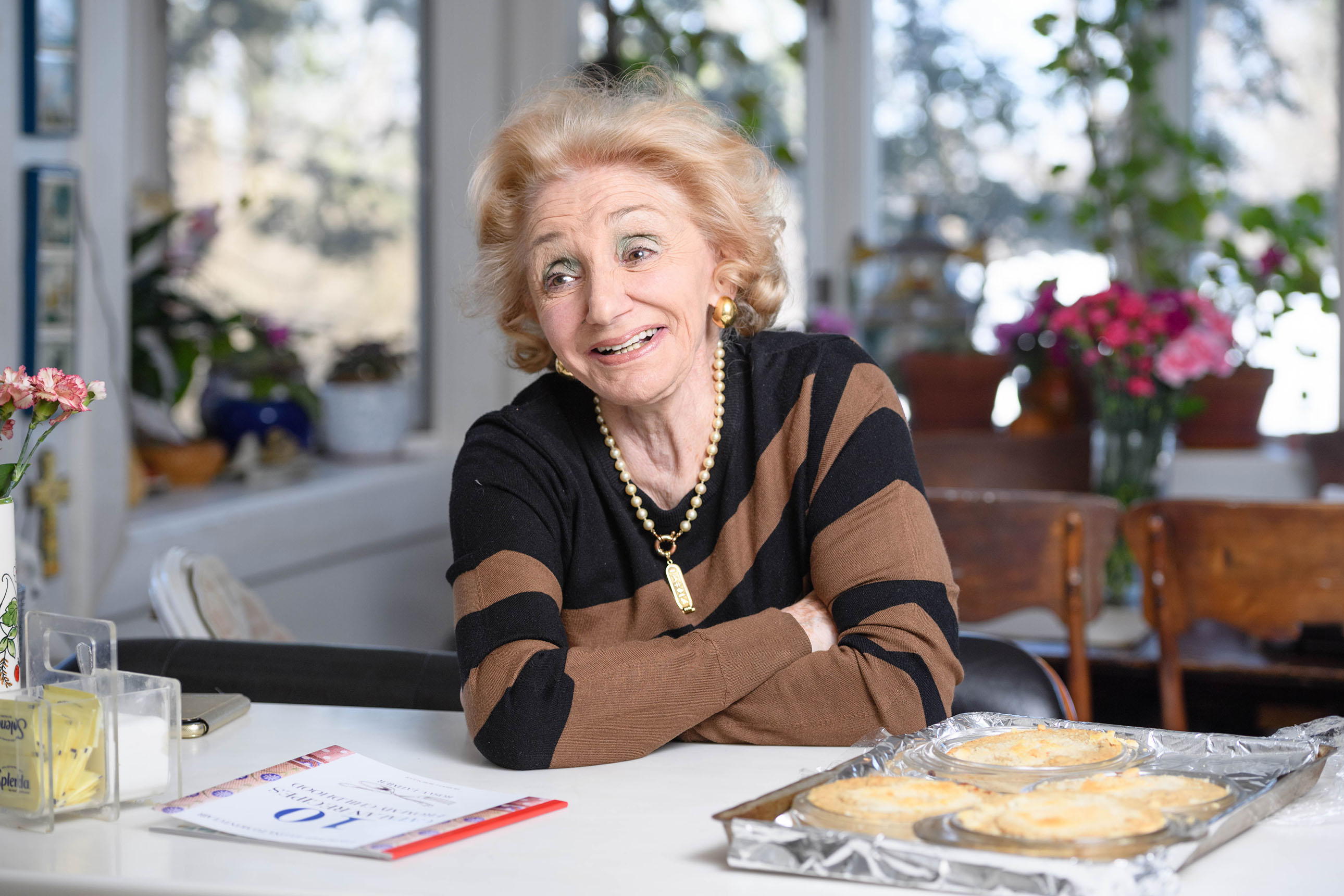 Friends and neighbors: Rosa V. Latimer, painter, chef, collector